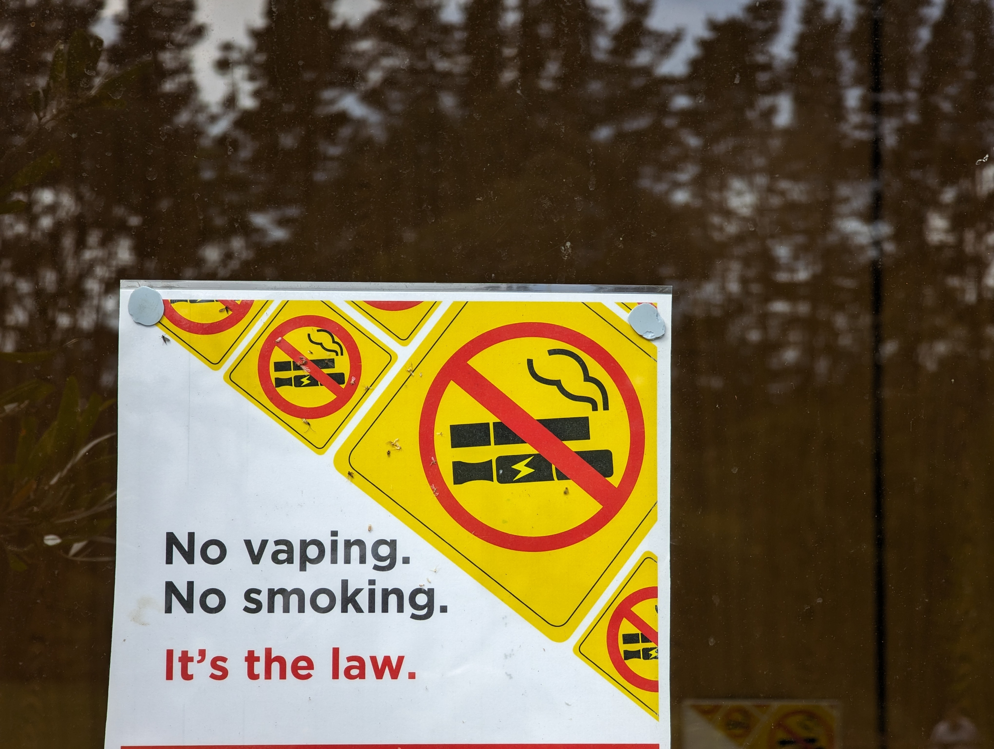 Vaping prohibited sign
